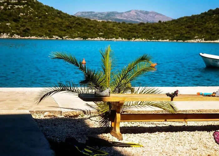Seafront Oasis Apartament