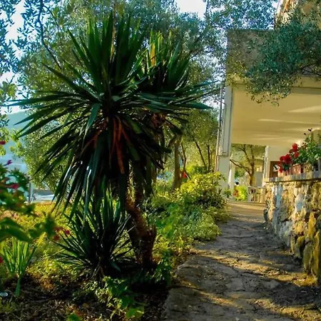 Apartment Seafront Oasis *