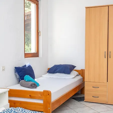 Apartment Seafront Oasis Luka (Dalmatia)